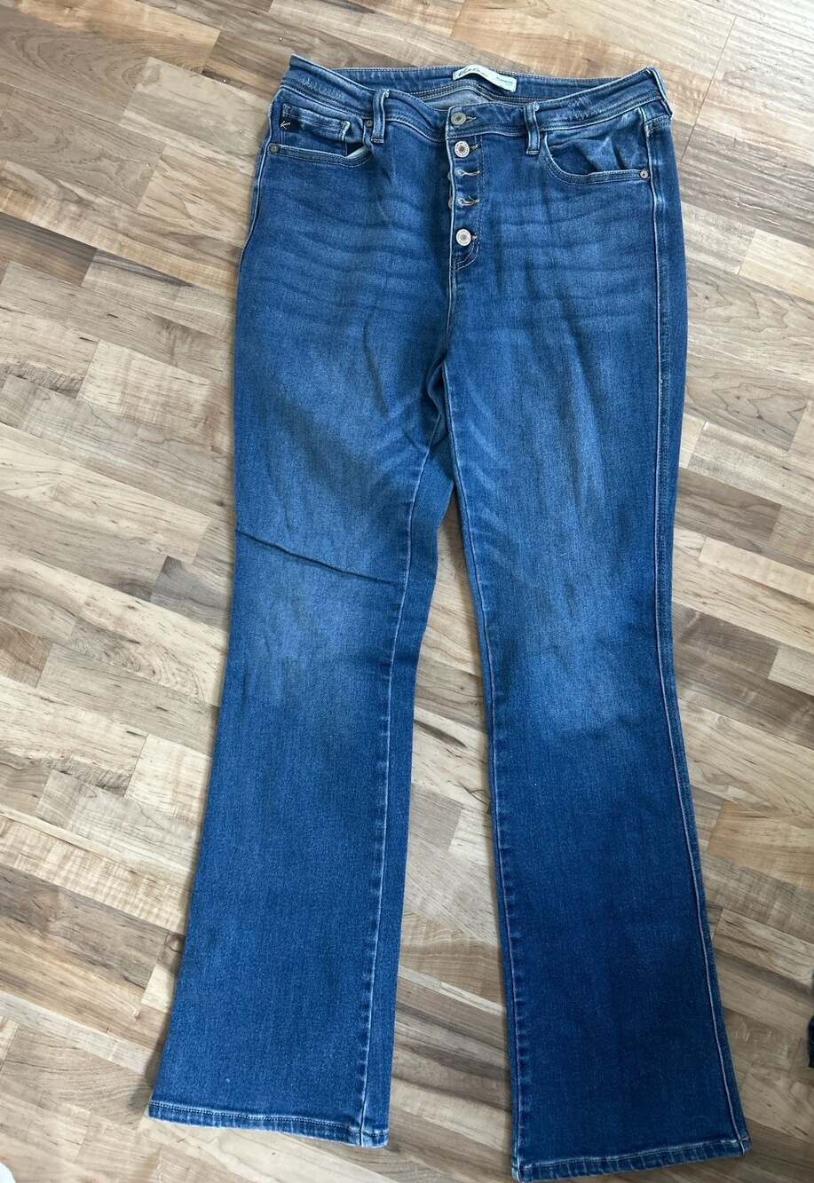 KanCan for Maurices High Rise Button Fly Flare Jeans Size 30
